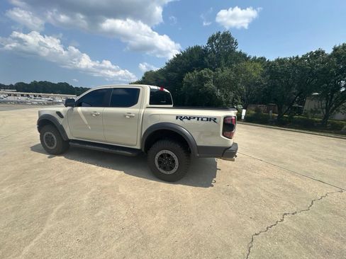 Used 2025 Ford Ranger Raptor AWD/4WD image 19