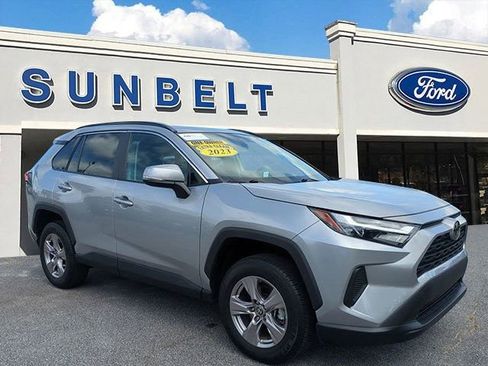 Used 2023 Toyota RAV4 XLE image 1