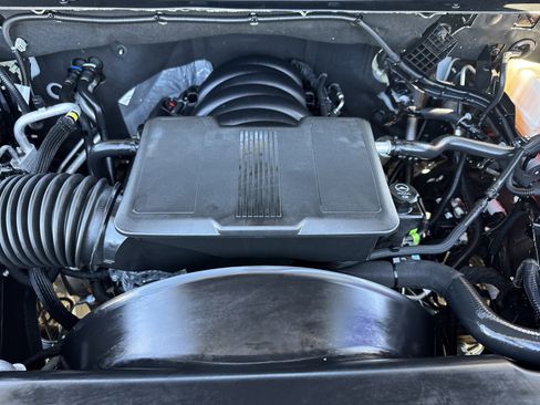 Used 2025 Chevrolet Silverado 2500 LT w/ All Star Edition image 32