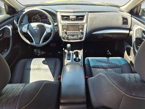 Used 2017 Nissan Altima 2.5 SV FWD image 15