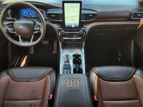 Used 2022 Ford Explorer King Ranch w/ Class IV Trailer Tow Package image 10