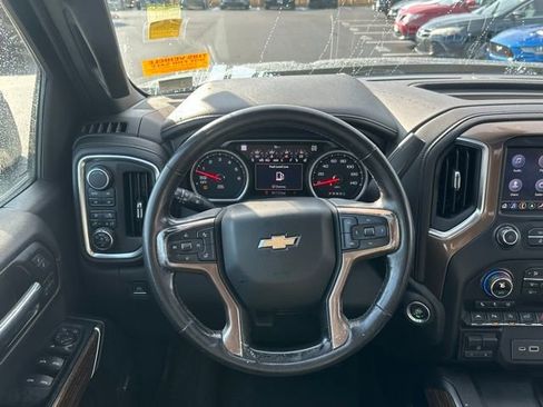 Used 2019 Chevrolet Silverado 1500 High Country w/ Technology Package image 22