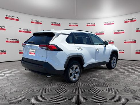 Certified 2025 Toyota RAV4 XLE FWD image 5
