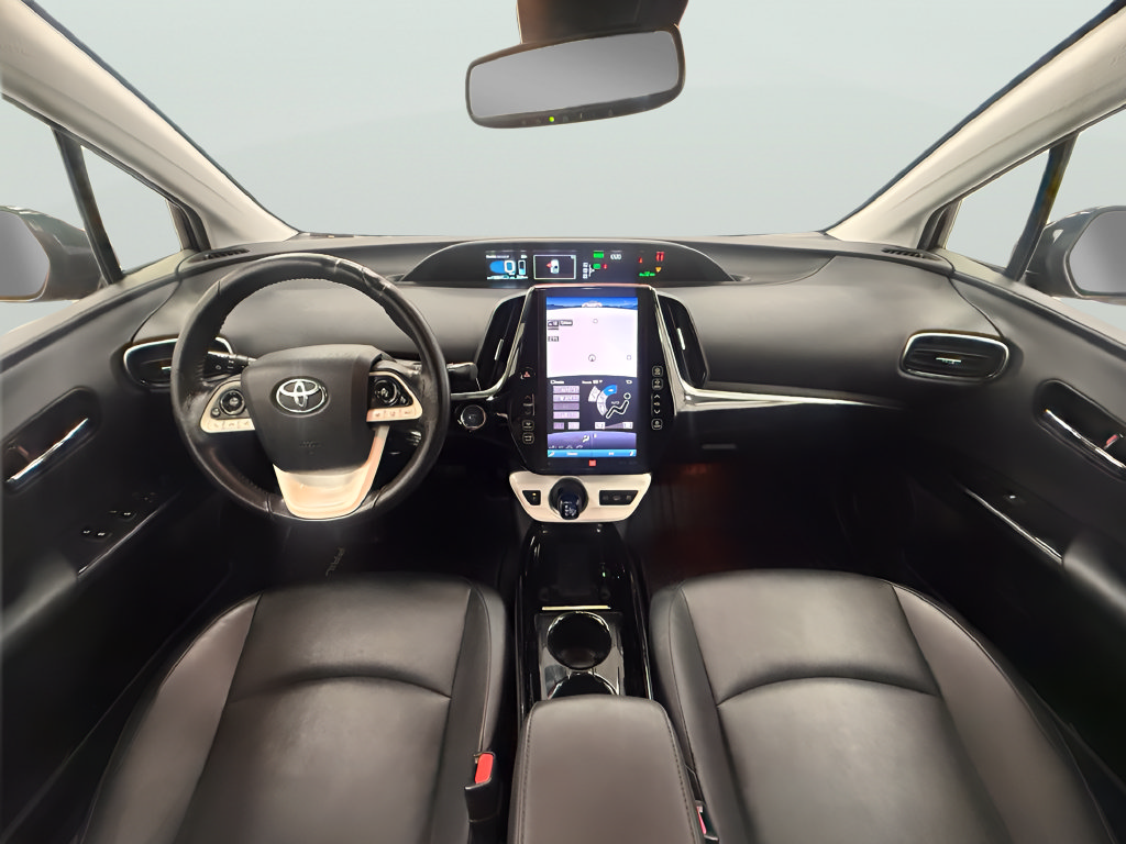 Used 2017 Toyota Prius Prime Advanced FWD image 16