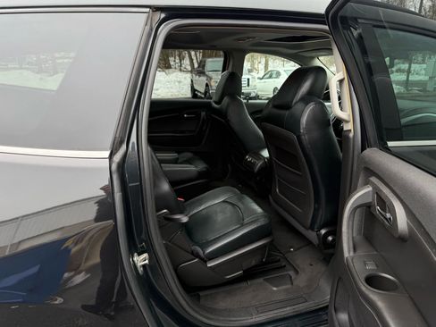 Used 2009 Chevrolet Traverse LT image 26