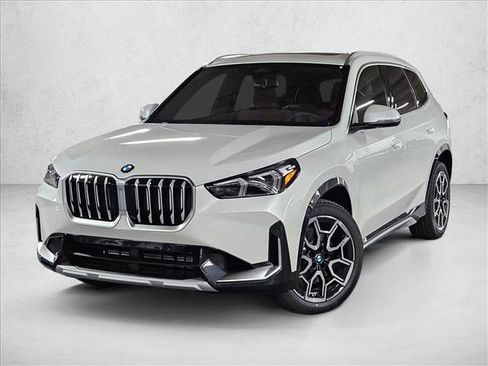 Used 2026 BMW X1 xDrive28i w/ Convenience Package image 1