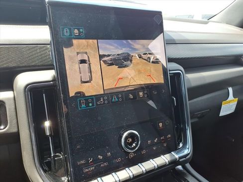 New 2026 GMC Yukon AT4 w/ AT4 Premium Plus Package AWD/4WD image 22