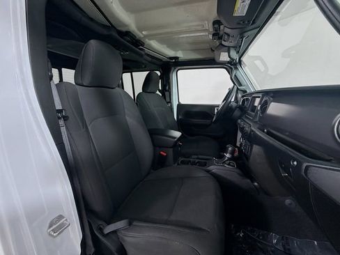 Used 2023 Jeep Gladiator Sport image 25