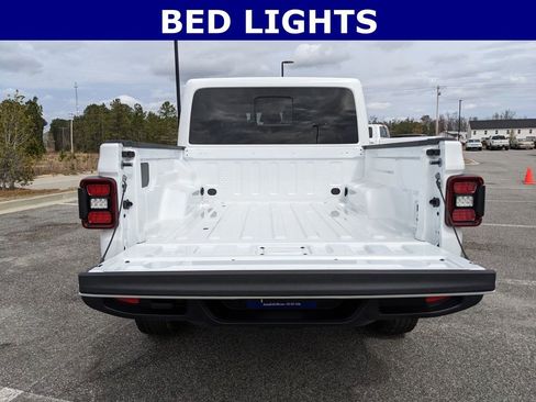 New 2026 Jeep Gladiator Sport image 8