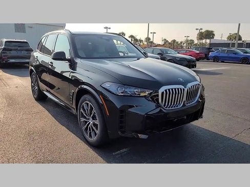 New 2026 BMW X5 xDrive50e w/ M Sport Package image 28