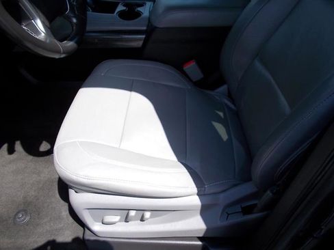 Used 2017 Chevrolet Tahoe LT image 28