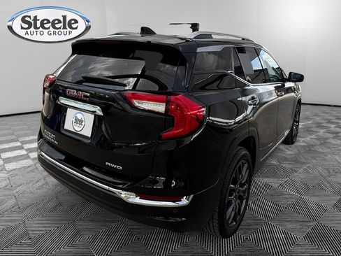 Used 2024 GMC Terrain Denali w/ Black Diamond Edition AWD/4WD image 5