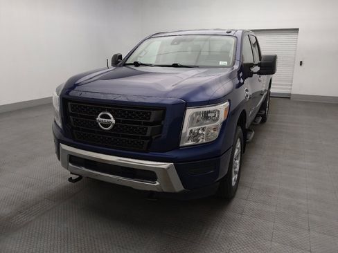 Used 2021 Nissan Titan SV w/ SV Convenience Package AWD/4WD image 15