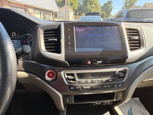 Used 2018 Honda Pilot EX-L image 25