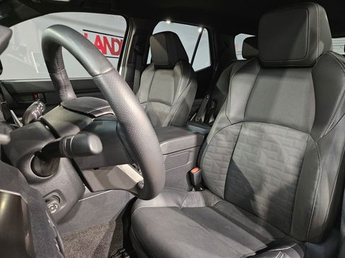 Certified 2025 Toyota 4Runner TRD Off-Road Premium w/ Tow Technology Package image 24