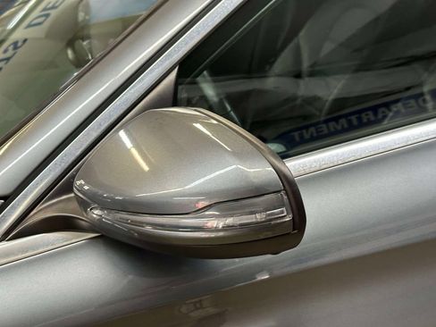 Used 2017 Mercedes-Benz C 300 4MATIC Sedan image 27