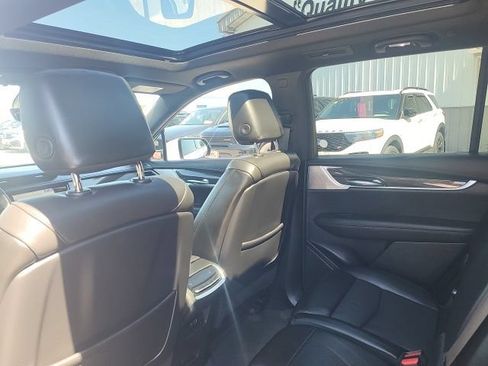 Used 2024 Cadillac XT6 Sport w/ LPO, ONYX Package AWD/4WD image 10