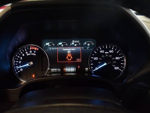 Used 2018 Ford F250 Lariat w/ Lariat Ultimate Package RWD image 26