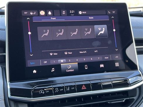 Certified 2022 Jeep Compass Limited image 23