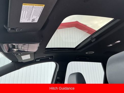 Used 2022 Buick Enclave Essence w/ Experience Buick Package image 28