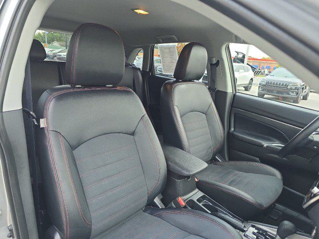 Used 2024 Mitsubishi Outlander Sport AWD image 47
