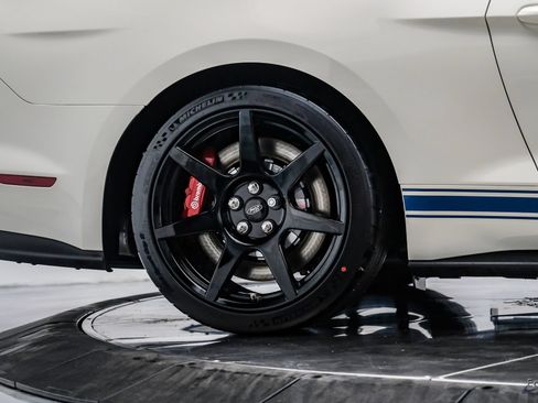 Used 2020 Ford Mustang Shelby GT350R w/ GT350R Equipment Group 920A RWD image 93