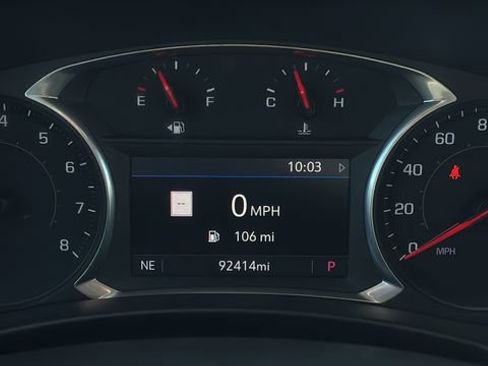 Used 2019 Chevrolet Equinox LT w/ Sun & Navigation Package image 21