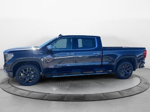 New 2025 GMC Sierra 1500 Denali w/ Technology Package image 4