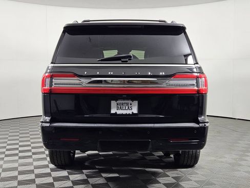 Used 2019 Lincoln Navigator Reserve w/ Cargo Package AWD/4WD image 4