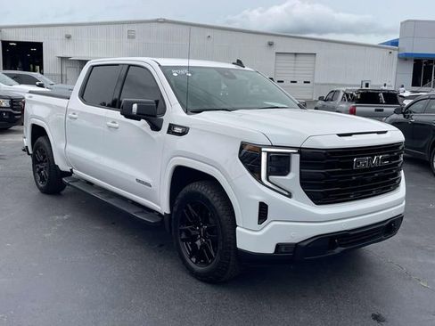 Certified 2025 GMC Sierra 1500 Elevation w/ Elevation Premium Package AWD/4WD image 6