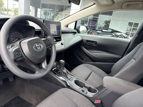 Used 2023 Toyota Corolla LE FWD image 7