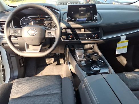 New 2026 Nissan Rogue SV image 9