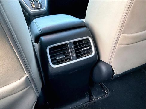 Used 2016 Honda CR-V Touring image 29