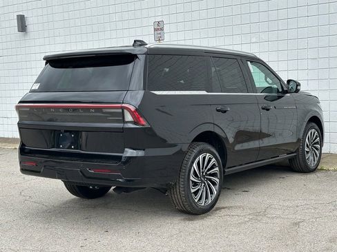 New 2026 Lincoln Navigator Black Label AWD/4WD image 33
