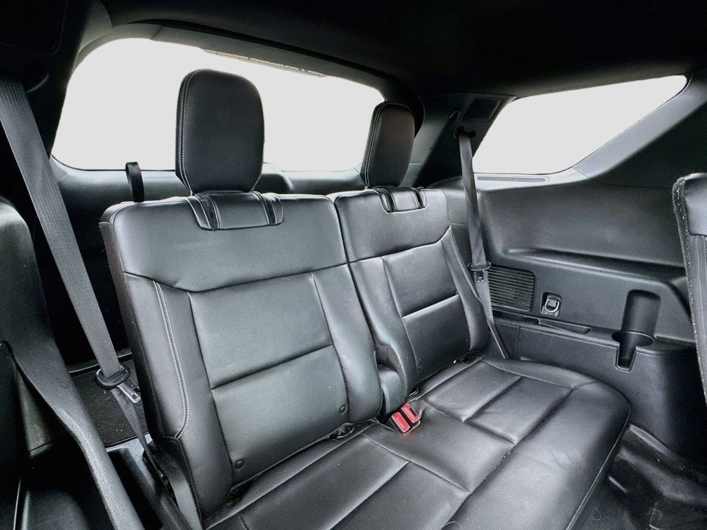 Used 2020 Ford Explorer ST w/ ST Street Pack AWD/4WD image 27