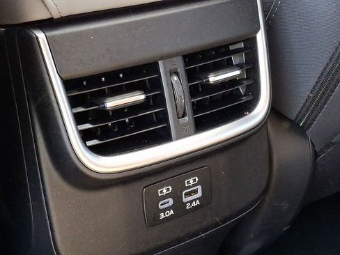 Used 2024 Subaru Outback Premium AWD/4WD image 26