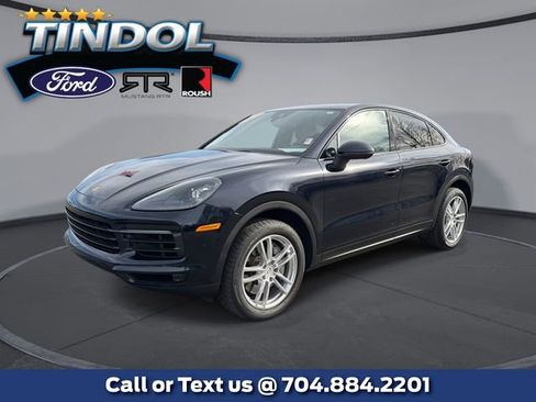 Used 2020 Porsche Cayenne S image 1