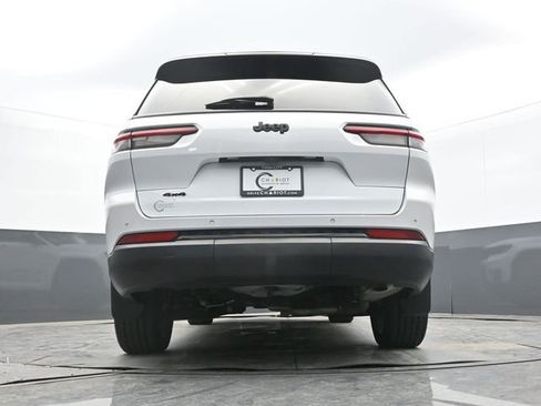 Used 2023 Jeep Grand Cherokee L Laredo image 58