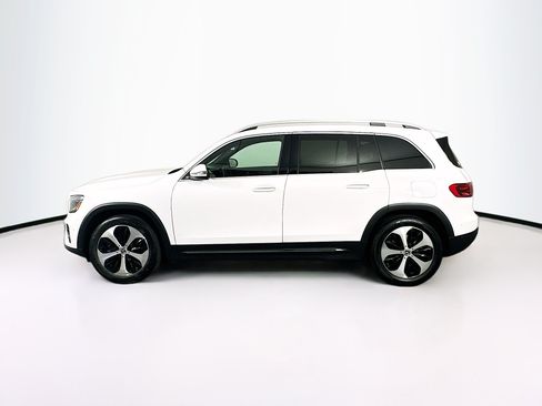 Used 2025 Mercedes-Benz GLB 250 image 4