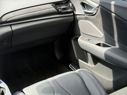Certified 2025 Acura RDX A-Spec AWD/4WD image 15