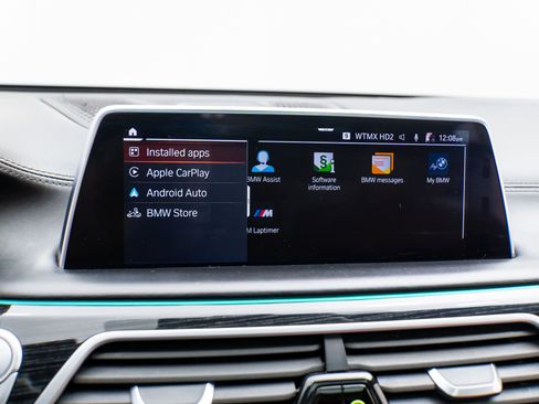 Used 2020 BMW 750i xDrive image 27