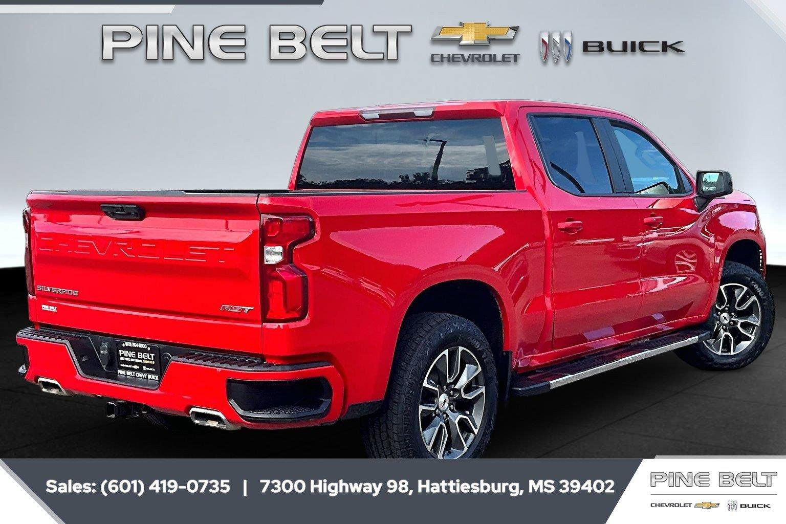Used 2023 Chevrolet Silverado 1500 RST AWD/4WD image 12