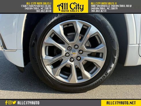 Used 2018 Chevrolet Traverse Premier image 36