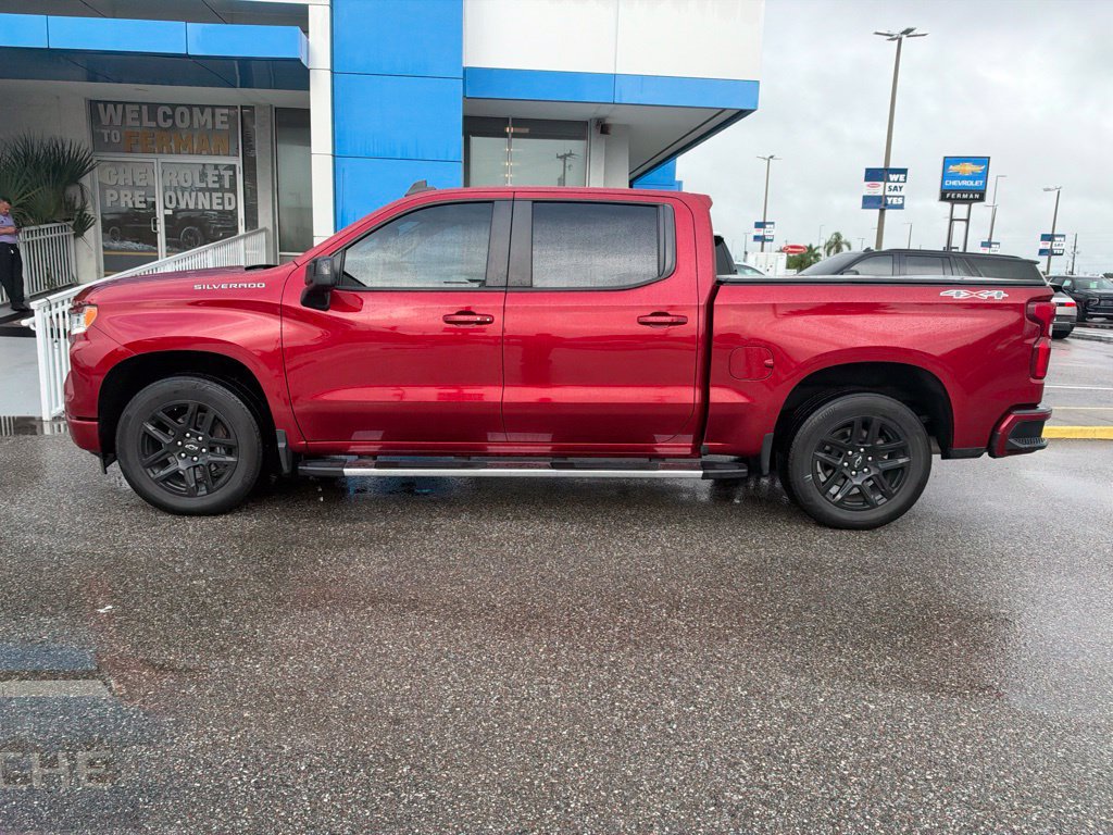 Used 2023 Chevrolet Silverado 1500 RST w/ Convenience Package II AWD/4WD image 2