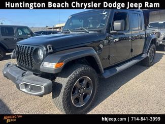 Used 2022 Jeep Gladiator Sport AWD/4WD video 1