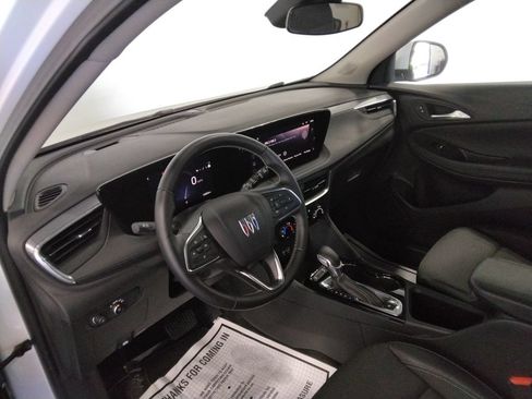 Used 2025 Buick Encore GX Preferred FWD image 27