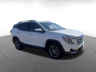 Used 2024 GMC Terrain SLT video 2