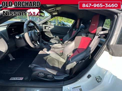 Used 2025 Nissan Z NISMO w/ Floor Mat Package RWD image 12