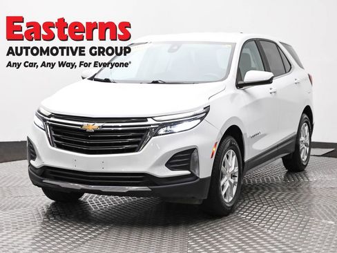Used 2022 Chevrolet Equinox LT AWD/4WD image 1