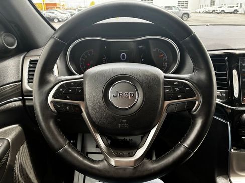 Used 2019 Jeep Grand Cherokee Limited AWD/4WD image 10
